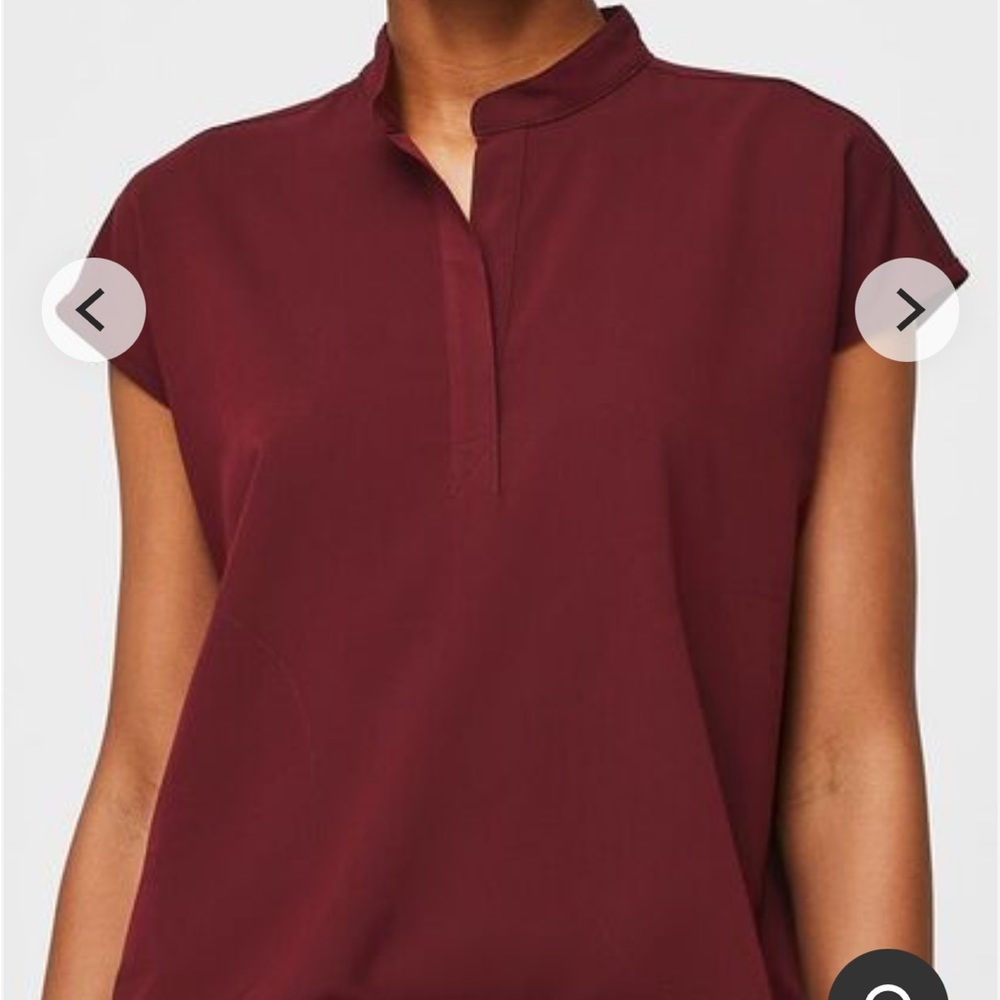 Figs scrub top, Rafaela size small, burgundy color